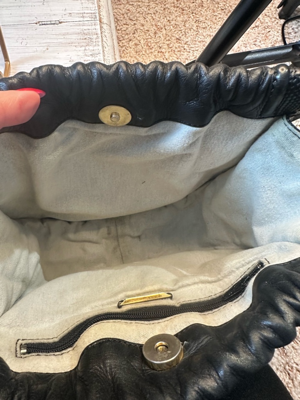 Loewe Black Leather Crescent Crossbody - Picture 4 of 11